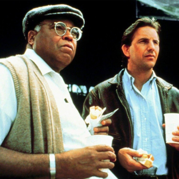 Na današnji dan prikazan je klasik "Polje snova": Film o čežnji, pomirenju i hrabrosti VIDEO