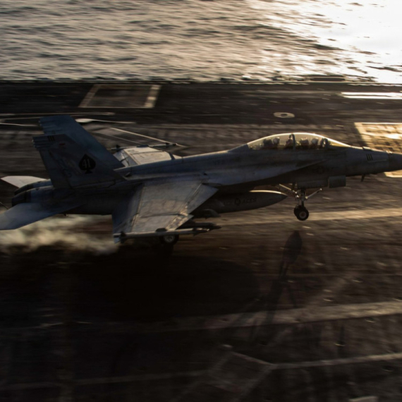 Evacuation of hundreds of ships is being prepared