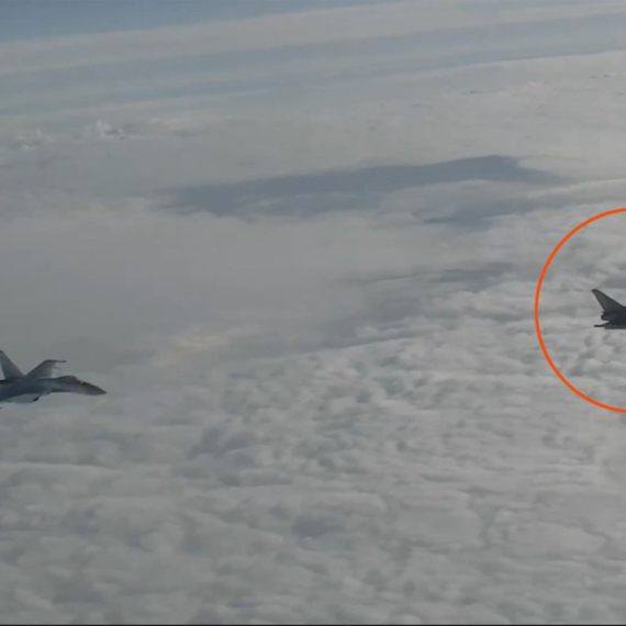 NATO zemlja diže vojsku; Presretnuti naoružani ruski bombarderi FOTO