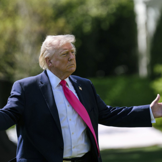 Tramp preti, Iran sve strpljiviji