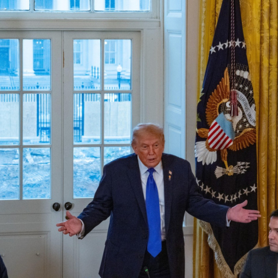 U Beloj kući vlada potpuni haos – i nikom od Trampovih ljudi ništa nije jasno