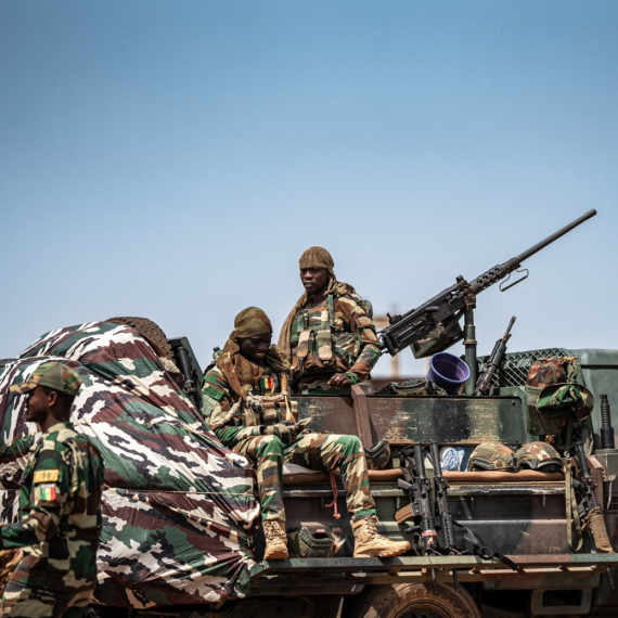 Stiglo upozorenje: "Francuzi, bežite"