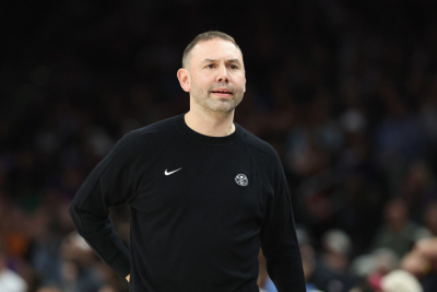 Slika za Novinari postavljali pitanja, Adelman ponavljao: "Nemam pojma" VIDEO