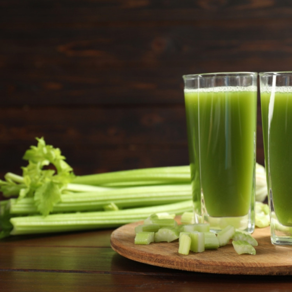 Da li je sok od celera zaista spas ili samo mit? Nutricionisti otkrivaju