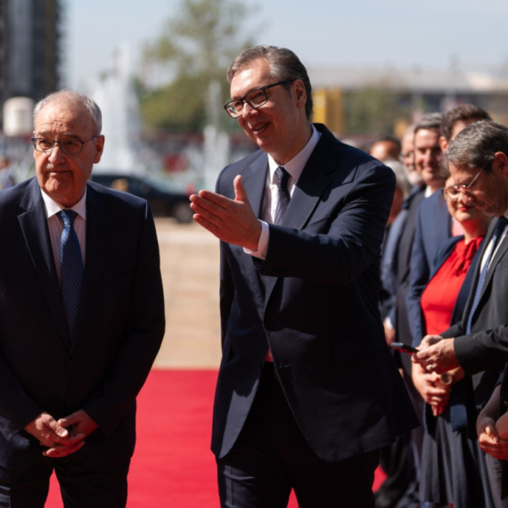 Vučić ugostio na večeri predsednika Švajcarske: "Zahvalan svima što su došli u našu zemlju" FOTO