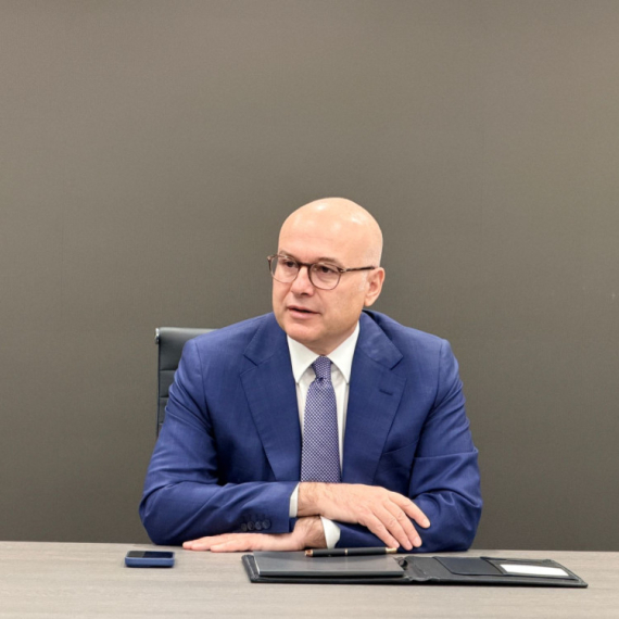 Vučević: "Srbija vraća obavezni vojni rok da sačuva mir"; "75 dana je razuman rok da se mladi vojnik obuči"