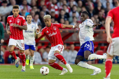 Slika za Hoće li se nešto desiti u Engleskoj – ponovo vodi Palas