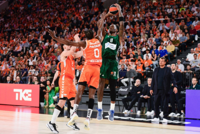 Slika za Neviđena "ludnica" u Španiji: Utakmica sezone! Hejs-Dejvis "ubio" Valensiju u poslednjoj sekundi produžetka