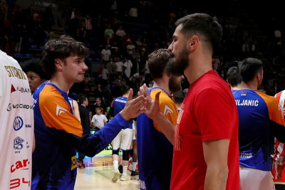 Slika za "Što Kalinić nije udario Vila Klajburna u glavu?!"