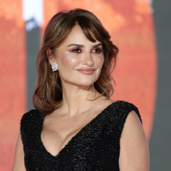 Penelope Kruz dobila auto, ali i dalje ne vozi: "Trauma iz detinjstva me koči"