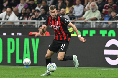 Slika za Pavlović pred transferom karijere: Za 50 miliona ide u Premijer ligu!