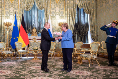 Slika za Vladimire Vladimiroviču, vraća se Angela?