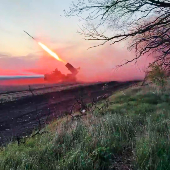 Odmazda je izvedena; Gori Rusija; Pada i "crna kiša" FOTO/VIDEO