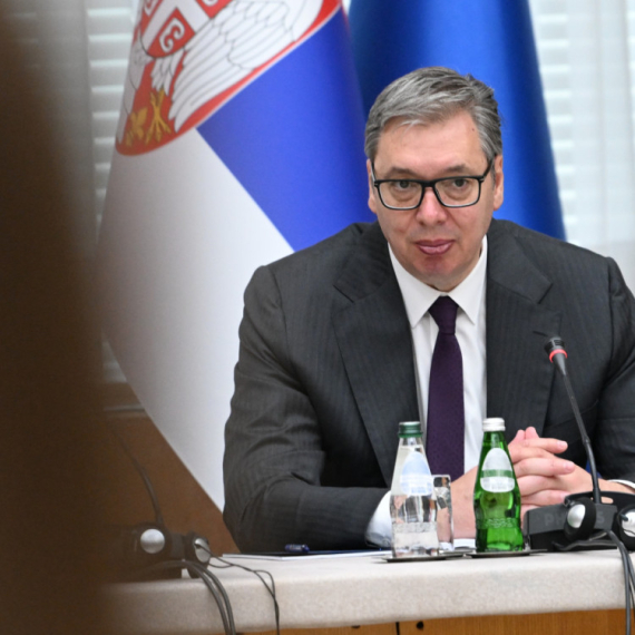 Smeta im istina: Podgoričke "Vijesti" napale Vučića