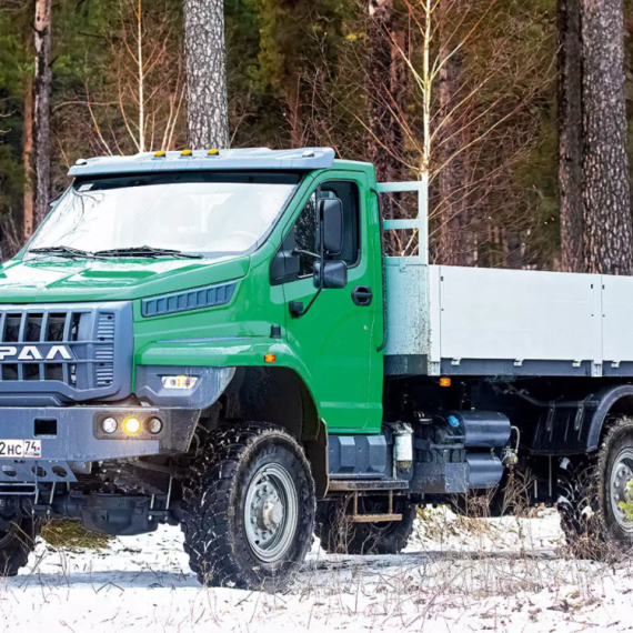 Kreće proizvodnja novog ruskog kamiona – Pogon 4x4 i snažni turbodizel motor FOTO