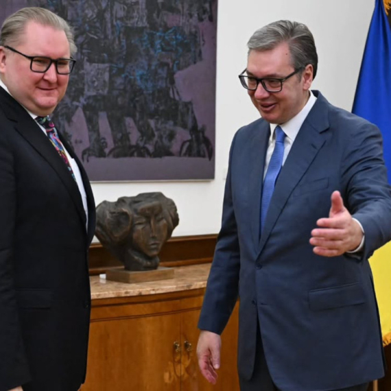 Vučić nakon sastanka sa Kačkom: "Razgovor o saradnji, evropskom putu i sporazumu o slobodnoj trgovini" FOTO