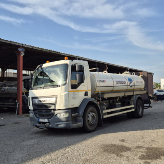 Kragujevac has sent aid to Čačak: A water tanker and thousands of liters of drinking water have been donated