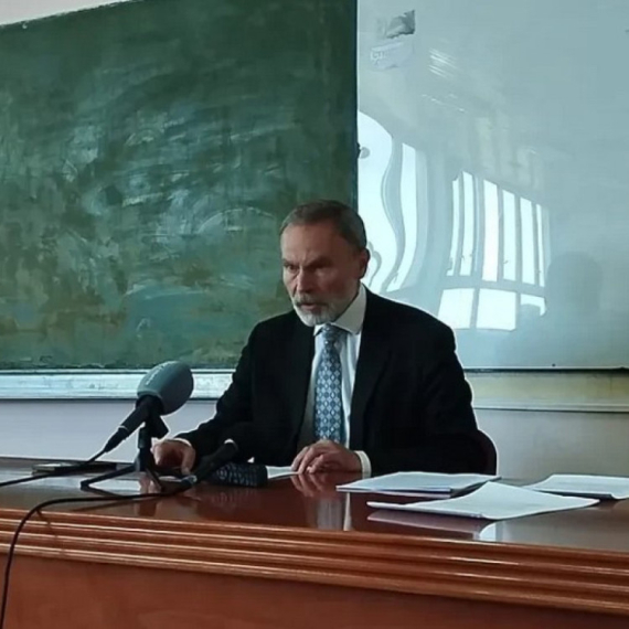 Direktor Jovine gimnazije: "Uhapšen sam suprotno povelji ljudskih prava"
