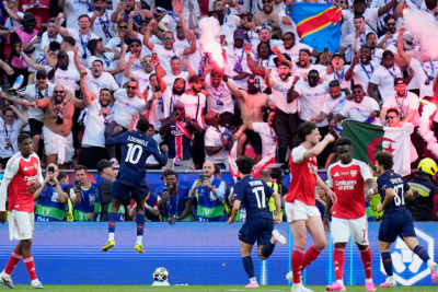 Slika za Stativa! PSŽ i Arsenal režiraju dramu VIDEO