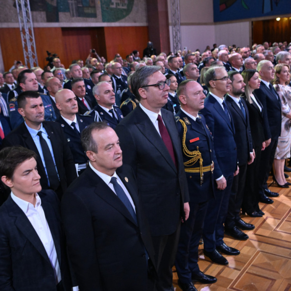 Obeležavanje Dana MUP-a i Dana policije: Vučić dodelio zlatna odlikovanja, Dačić izneo brojke FOTO/VIDEO
