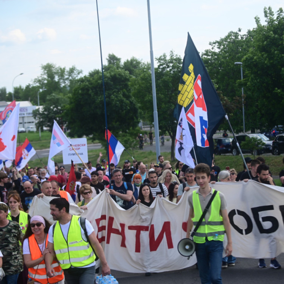 Penzionerka sa Pajtićeve "studentske" liste priznala: "Nismo ni razmišljali šta ćemo ako dođemo na vlast"
