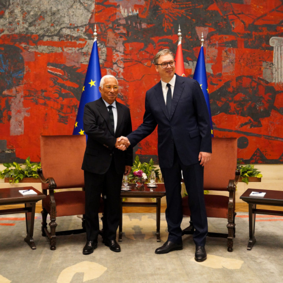 Počeo sastanak Vučića i Košte; Uskoro obraćanje medijima
