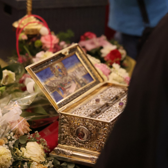 Promena u Hramu Svetog Save: Sada će svi ovako dobiti blagoslov kod Pojasa Presvete Bogorodice