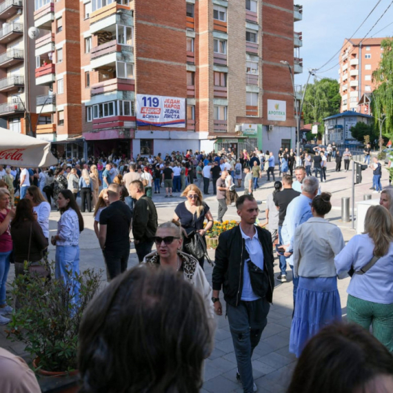 CIK završila brojanje glasova sa 97,62% biračkih mesta; Samoopredeljenju 53 mandata
