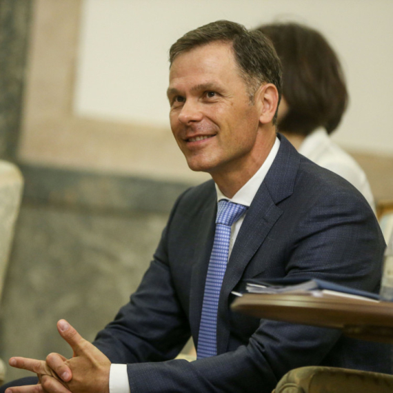 Mali: "'Glavni ekonomista blokada' Šoškić ostavio mlade bez posla"; "Nećemo dozvoliti da im oduzmu budućnost"