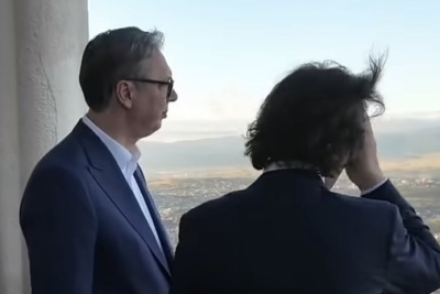 Slika za Vučić: "Tbilisi iz ove perspektive izgleda impresivno"; "Sada razumem zašto svi preporučuju ovu vožnju" VIDEO