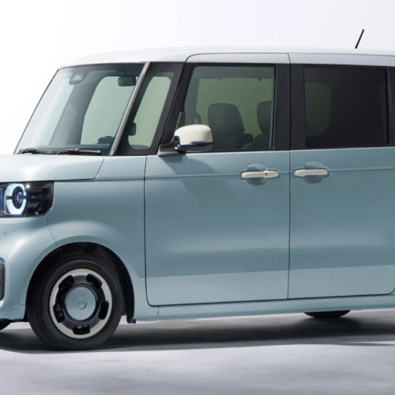 Ovo je najprodavaniji auto u Japanu – da li biste ga vozili? FOTO