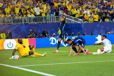 Slika za Brazil ubedljivo vodi, ali ima za šta da igra – Alison sprečio gol VIDEO