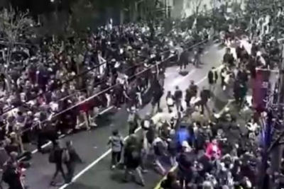 Slika za Raspisana poternica za čovekom koji je prvi plasirao laž o zvučnom topu; Sud odredio pritvor