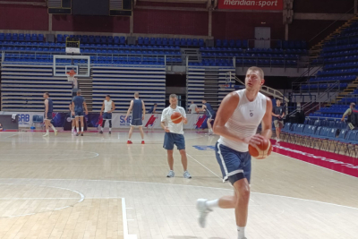 Slika za "Orlovi" na okupu – Jokić neprepoznatljiv FOTO/VIDEO