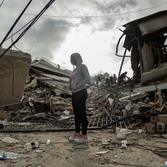 More than 43,000 people still missing after earthquake in Venezuela