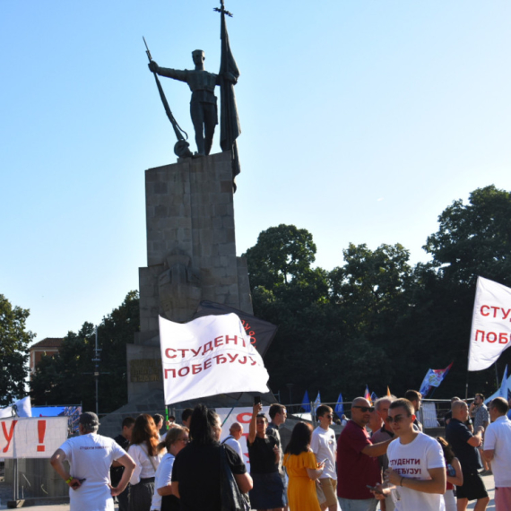 Blokaderska "elita" deli Srbiju po fizionomiji: Kada politički protivnik više nije čovek, već "niža kasta"