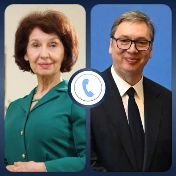 Vučić razgovarao sa Gordanom Siljanovskom Davkovom: "Srbija ostaje posvećena očuvanju mira i stabilnosti"
