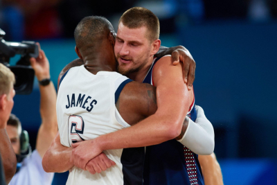 Slika za Lebron stiže kod Jokića u Denver?
