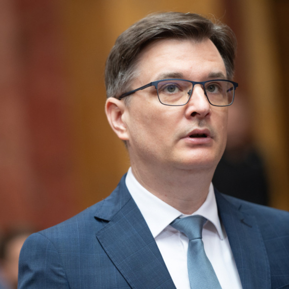 Jovanov žestoko odgovorio Aleksiću: "Nije problem sednica, nego je opet neki 'holidej'"