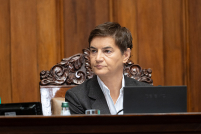Slika za Brnabić: "Opozicija želi politički rijaliti"; "Poslanici SNS stvoriće uslove za raspravu"