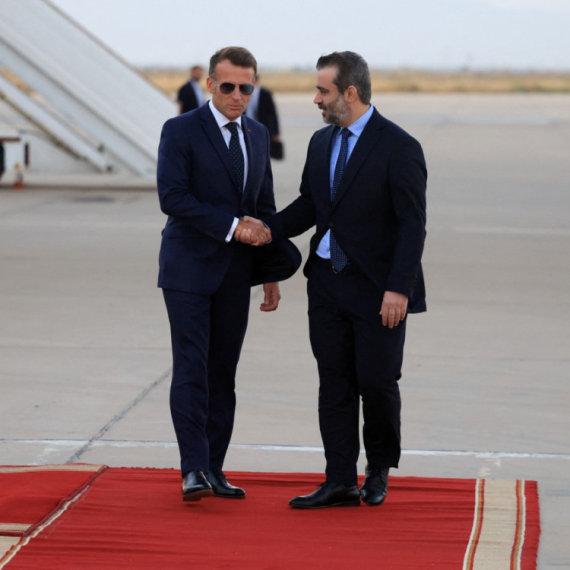 Makron doputovao u Siriju; Prvi zapadni lider koji je posetio zemlju pod novim rukovodstvom FOTO