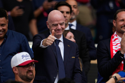 Slika za "Nuklearna bomba za fudbal" – Infantino prodaje Mundijal?!