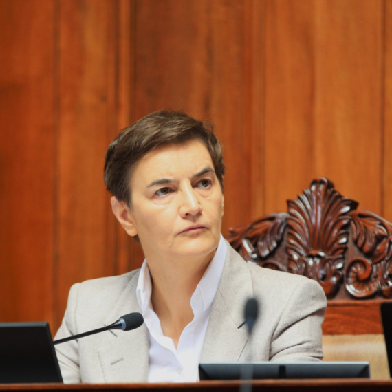 Brnabić odgovorila Marti Kos: "Ako iko zna kako izgleda targetiranje, onda su to Vučić i njegova porodica"