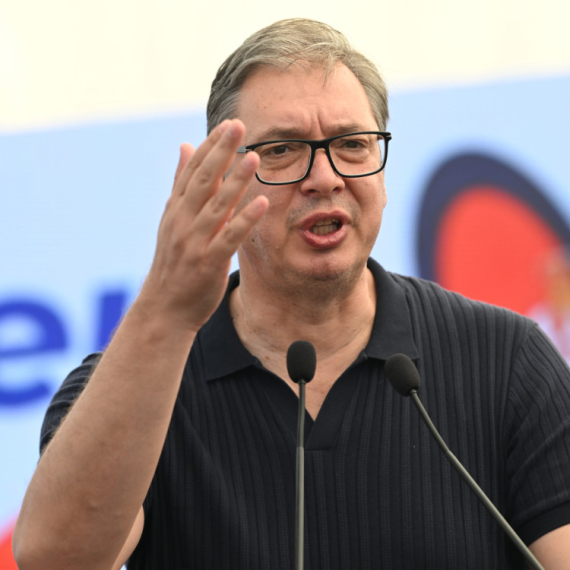 Hrvatski mediji opet "udarili" na Srbiju i Vučića: Prizivaju "erupciju nasilja" i Čaušeskov scenario