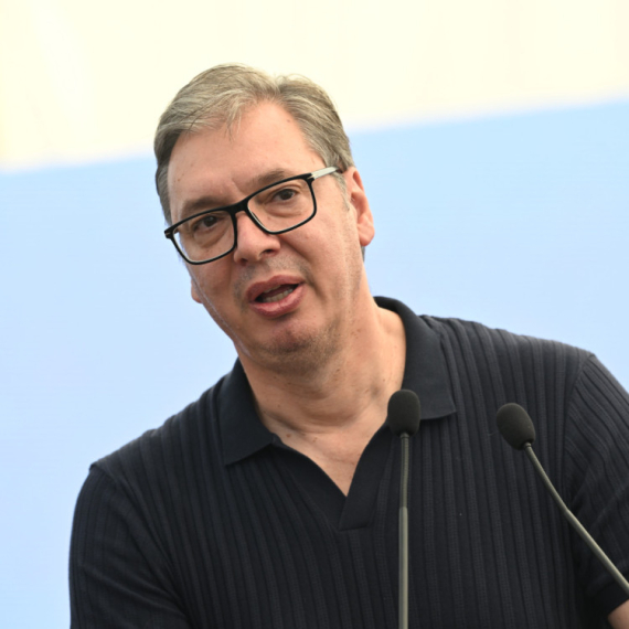 Vučić o teroru koji se sprovodi nad Srbima na KiM: "Ničija nije do zore gorela"