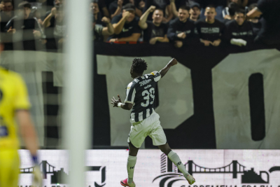 Slika za POLUVREME "Kiša" žutih kartona u Šapcu – Partizan poveo posle samo 10 minuta