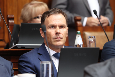 Slika za Mali u Skupštini dokrajčio Aleksića: "Dugo, ali glupo izlaganje"; "Izgubili ste pola miliona radnih mesta"
