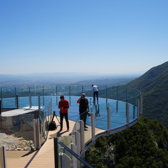 These are the first images of the "Kablar" Glass Viewpoint: Everything is ready for the opening PHOTO