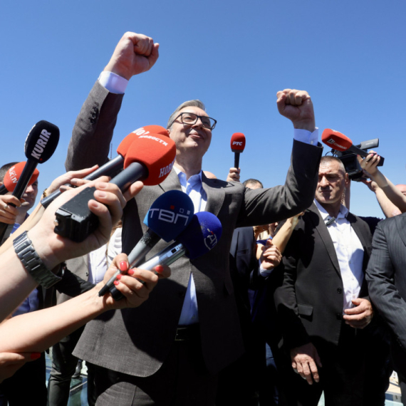 Od Kine do Orlovata, od Indije do šatora; "Vučićev tempo koji je teško pratiti – zato je na mestu predsednika"