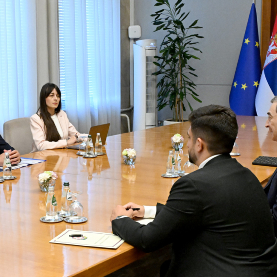 Vučić primio u oproštajnu posetu ambasadora Azerbejdžana